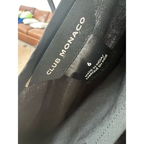 Club Monaco Double V Tie Back Dress
New without tags $198 retail Size 6 - Picture 5 of 7